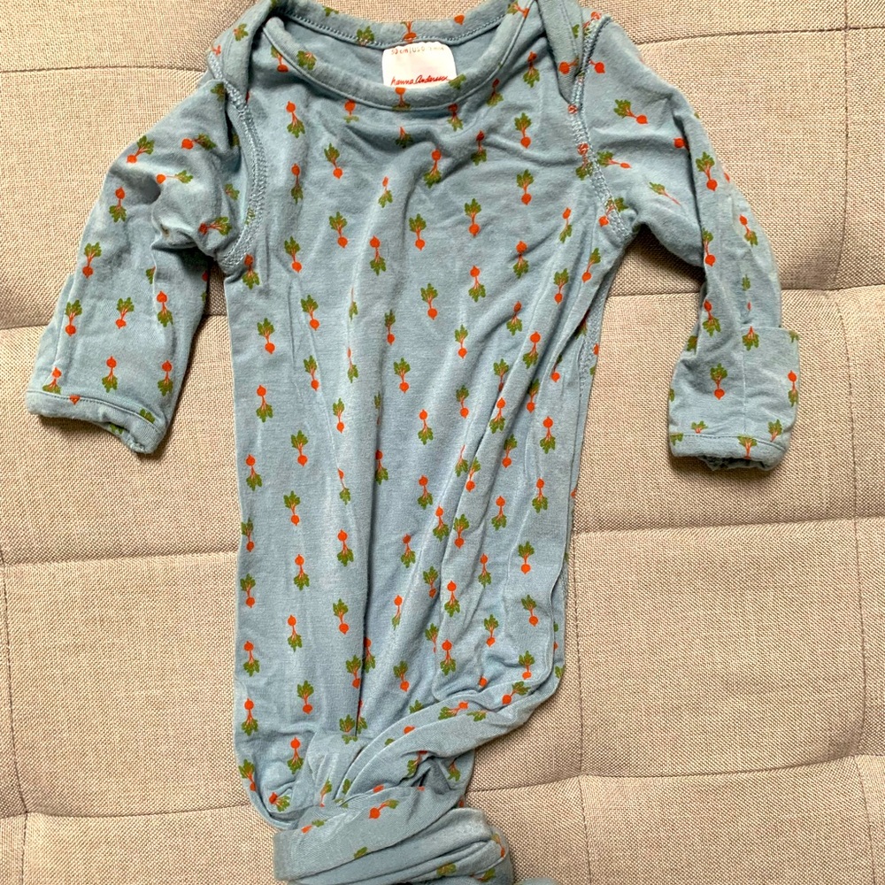Hanna Andersson infant gown